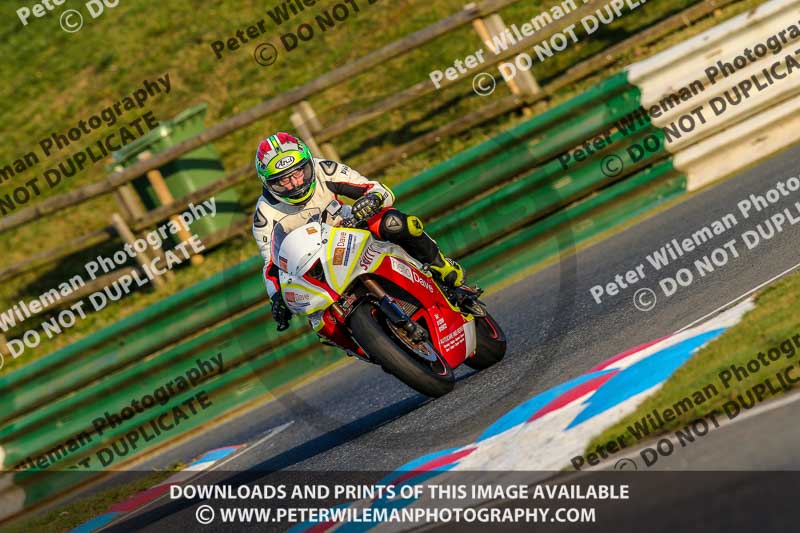 PJ Motorsport Photography 2018;enduro digital images;event digital images;eventdigitalimages;mallory park;mallory park photographs;mallory park trackday;mallory park trackday photographs;no limits trackdays;peter wileman photography;racing digital images;trackday digital images;trackday photos